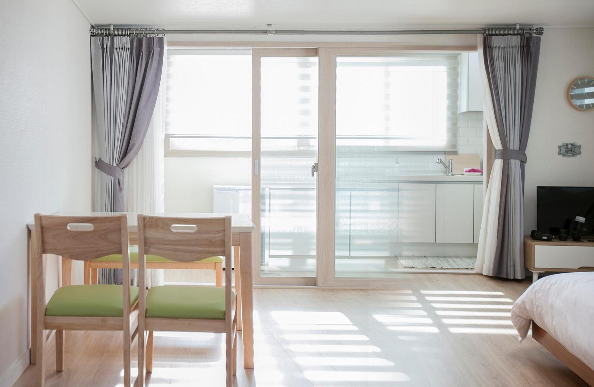 Jeju Aria Pension 外观 照片